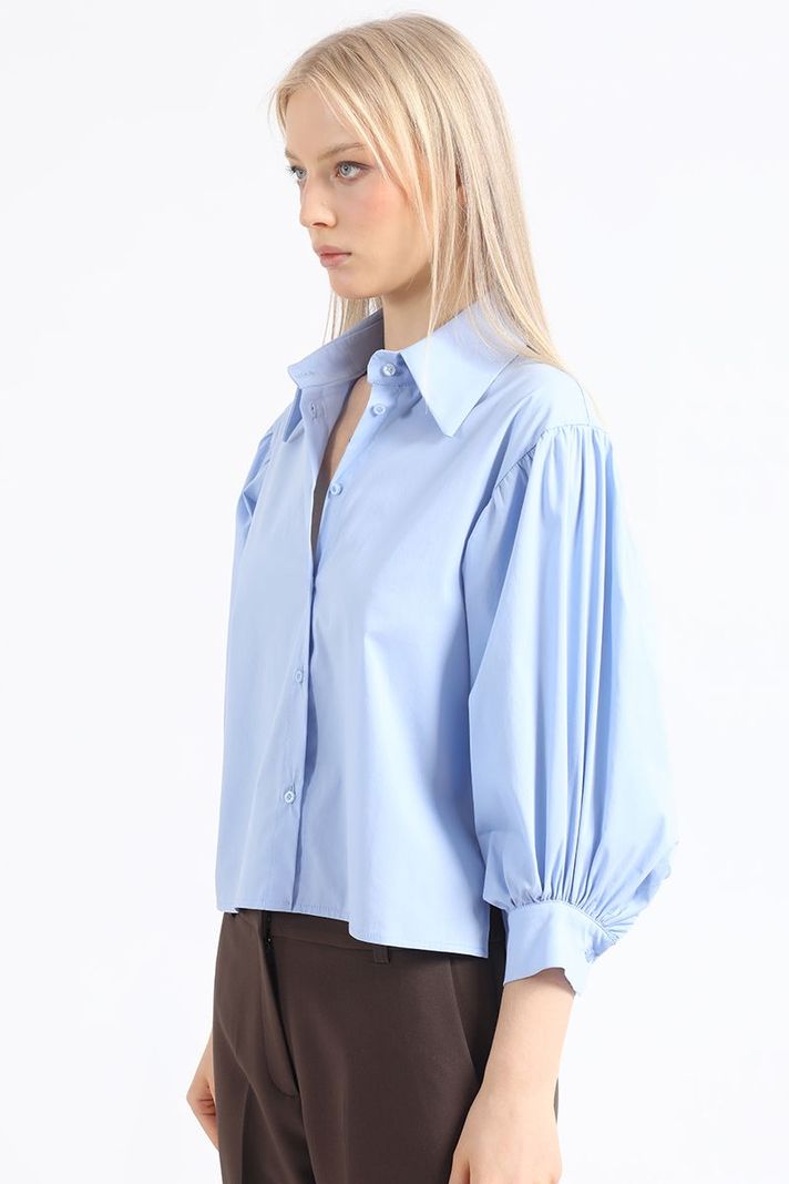 Camisa Crop, Hombro Recogido, Celeste Liola-3
