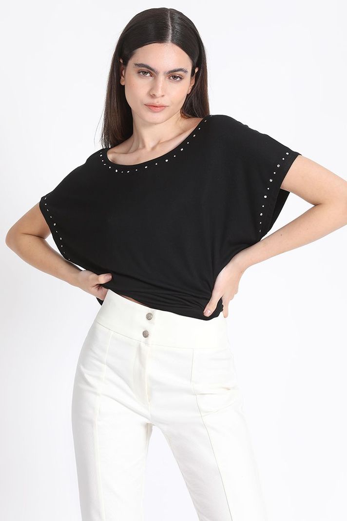 Polera Tachas Negro Liola