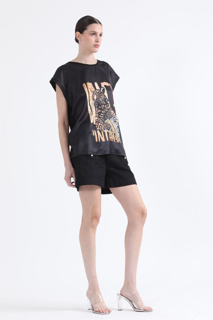 Polera Con Satin Estampado Tigre Animal, Negro Liola-1