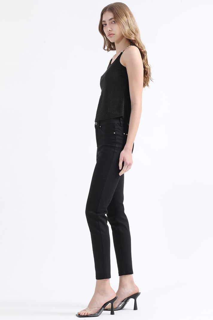 Jeans Color Skinny Push Up, Tiro Medio, Negro Liola-2