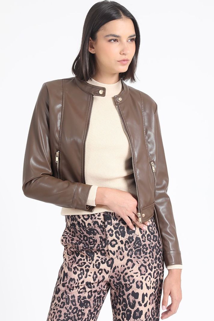 Chaqueta Corta Efecto Cuero, Chocolate Liola-1