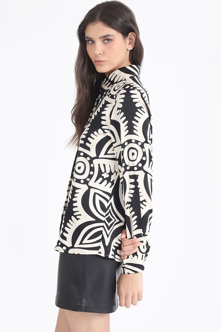 Camisa Satin Estampado Bicolor Boho, Negro Liola-2