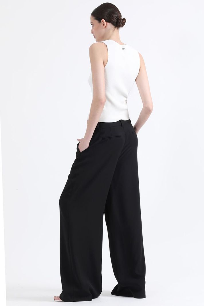 Pantalon Ancho Tiro Alto, Negro Liola-6