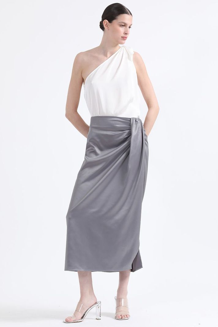Falda Midi Cruce Asimetrico, Satin Plateado Liola-0