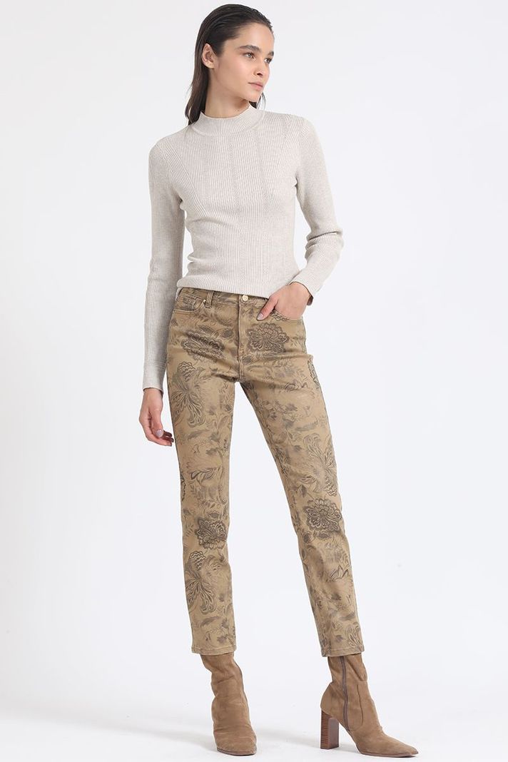 Pantalon Pitillo Tiro Medio, Estampado Café Liola-2