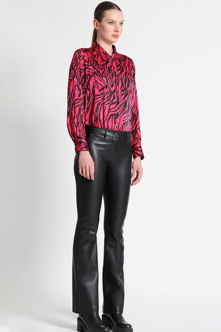 Pantalón Tiro Medio Piel Cuero Negro Liola-1