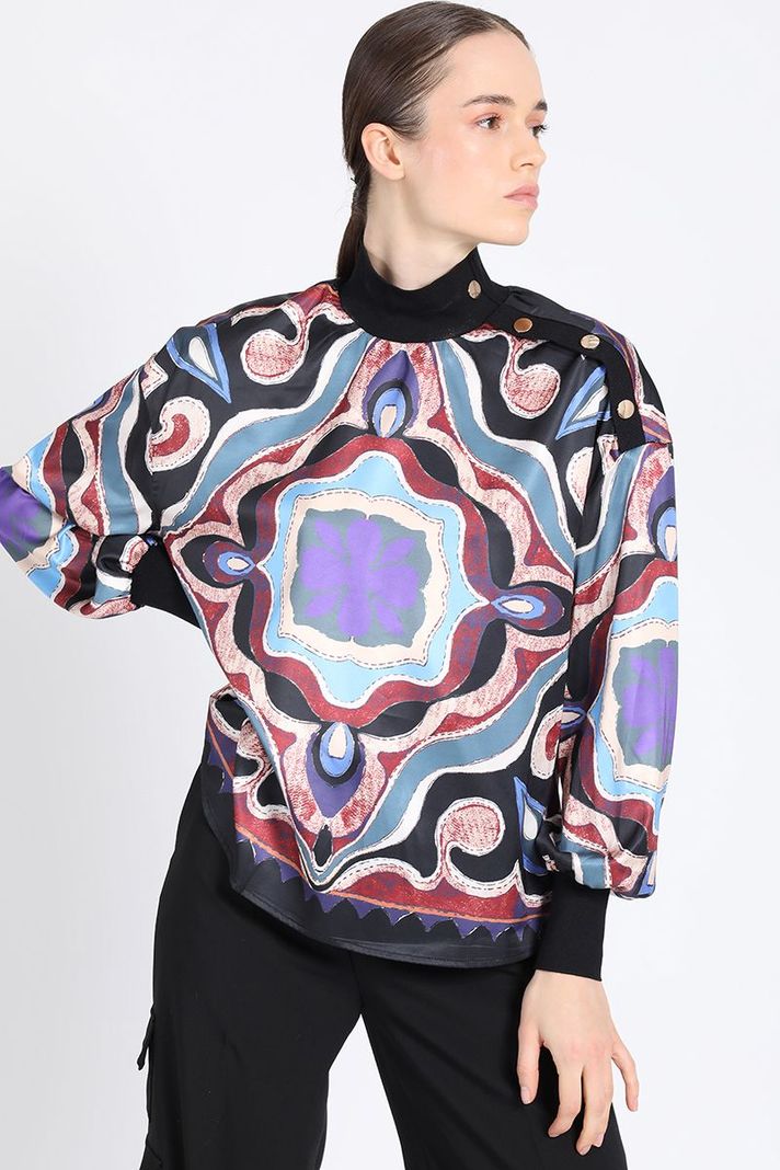 Blusa Cerrada Satin Estampado, Negro Liola-4