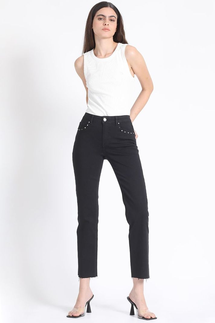 Jeans Recto Tachas Negro Liola-1