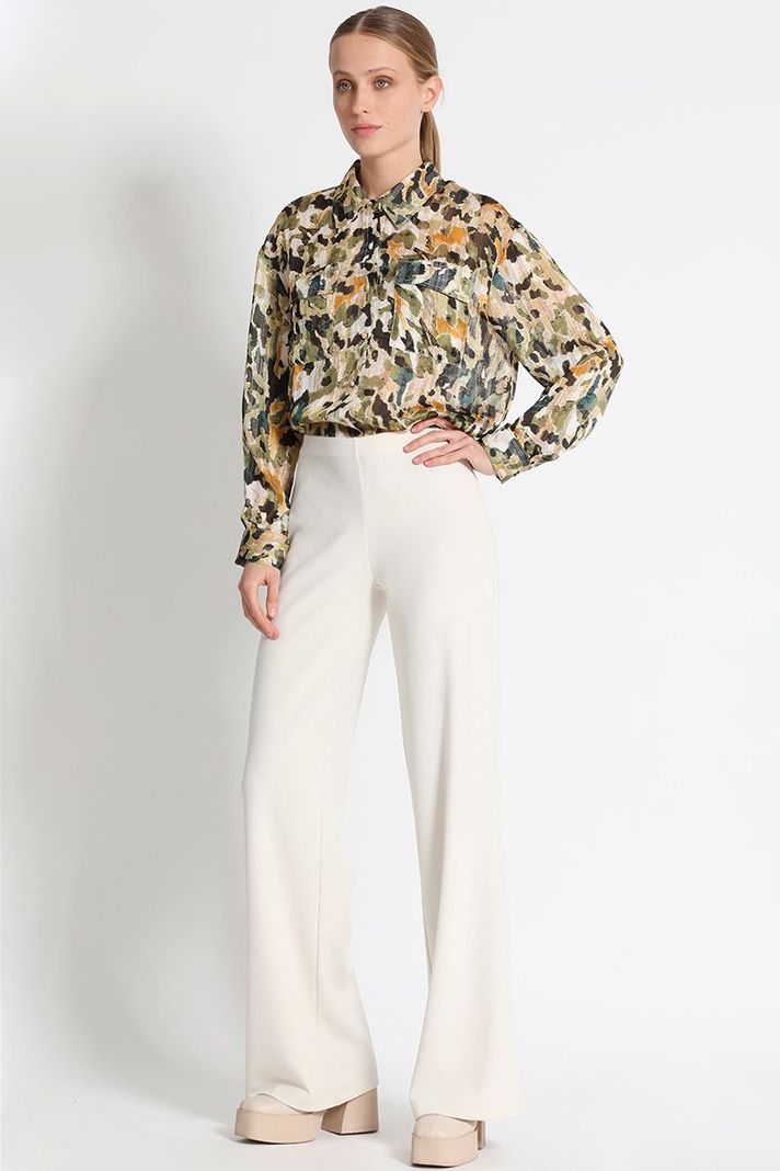Pantalón Flare Liso Crudo Liola-3