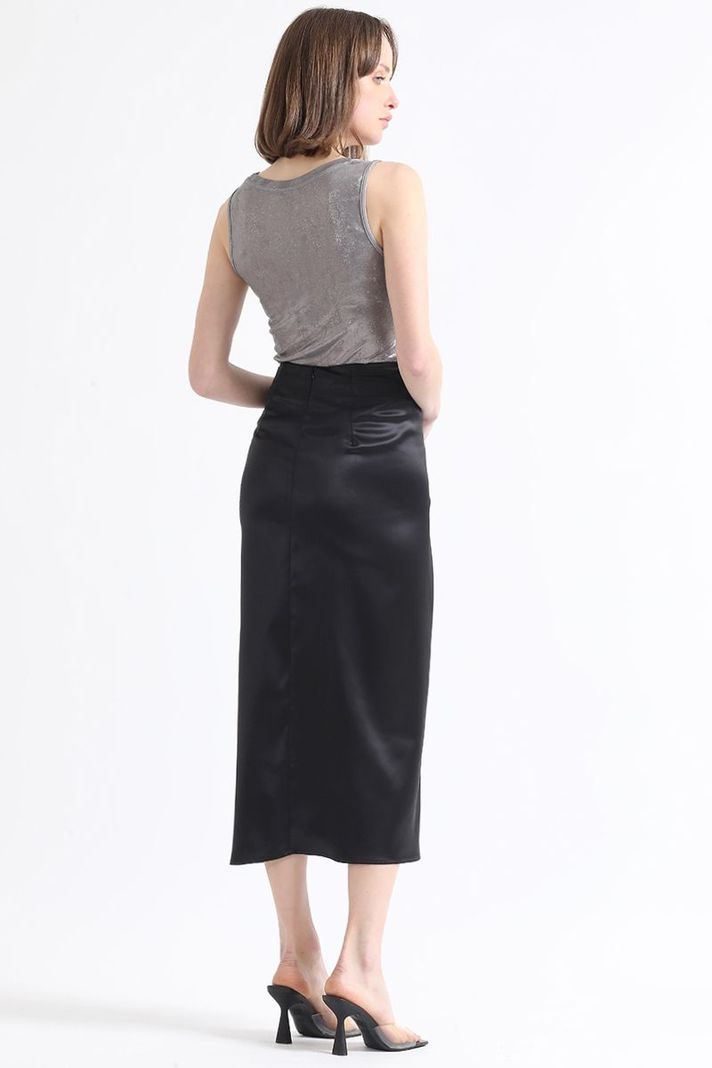 Falda Midi Cruce Asimetrico, Satin Negro Liola-5
