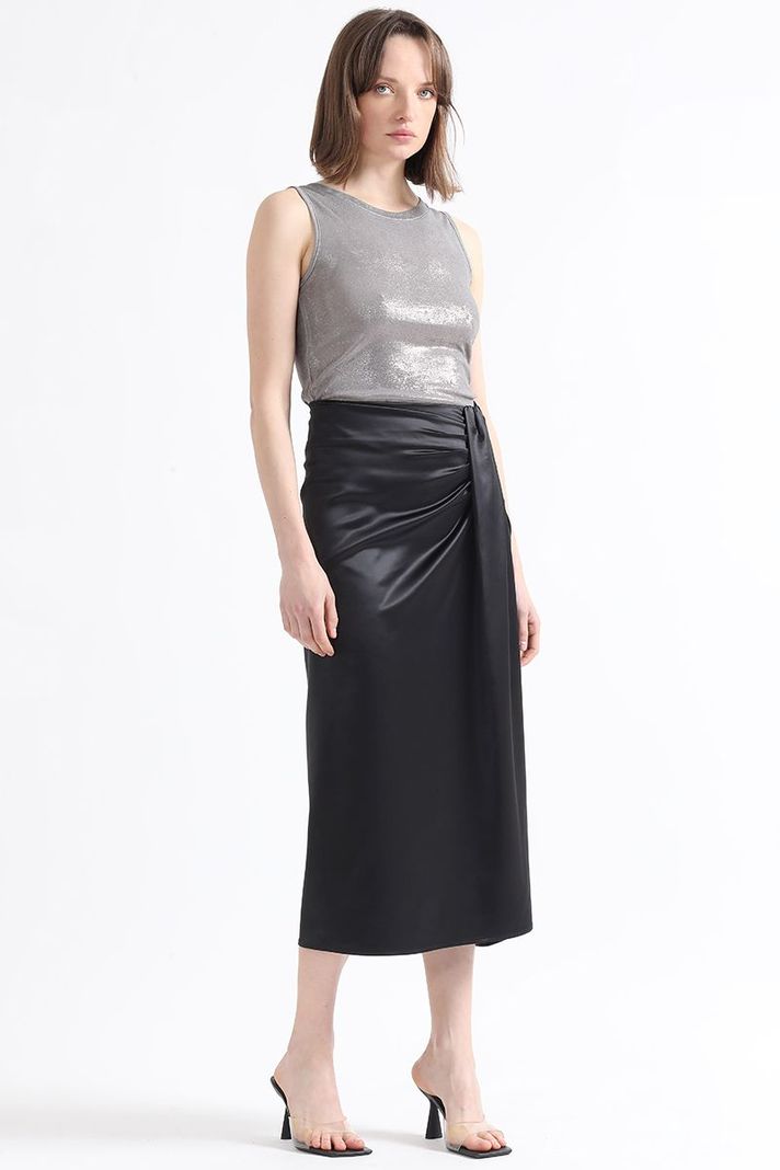 Falda Midi Cruce Asimetrico, Satin Negro Liola-7