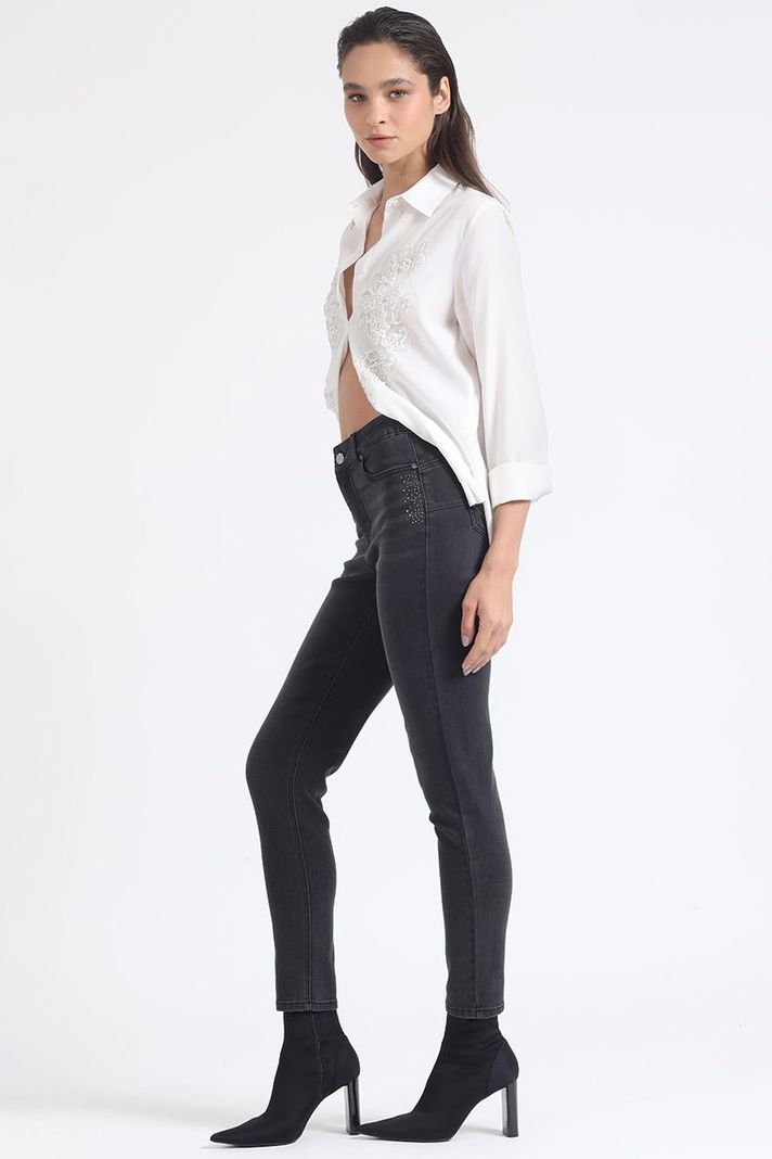 Jeans Skinny Push-Up Brillos, Tiro Medio, Negro Liola-3