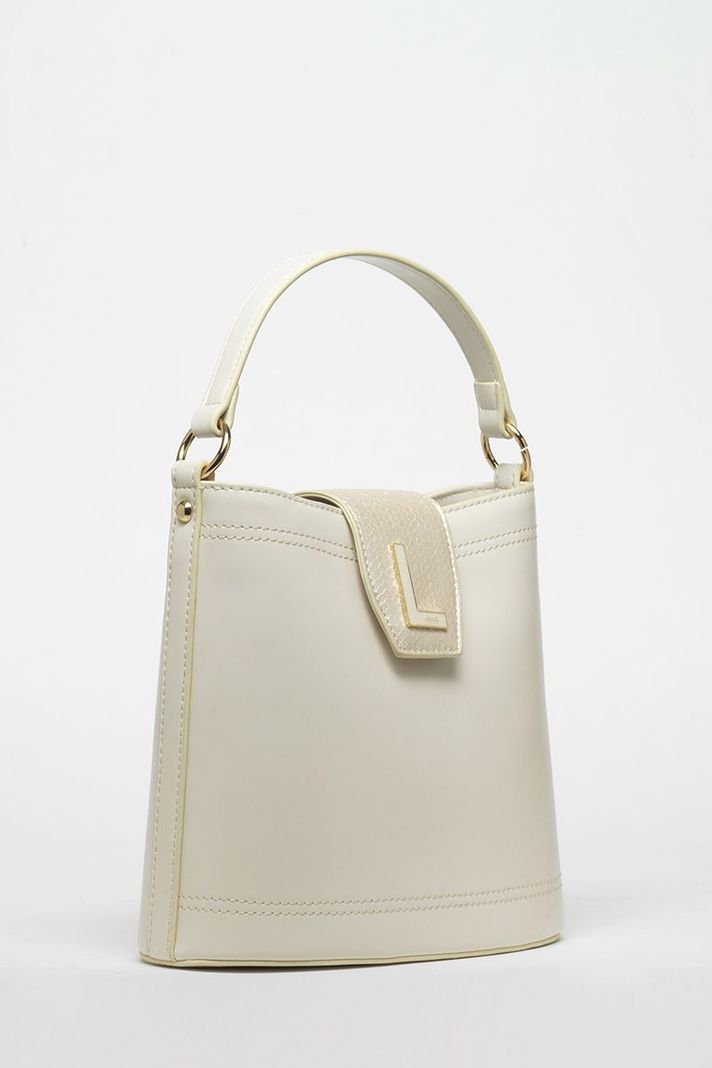 Cartera Efecto Cuero Liso Con Broche Piton, Crudo Liola-2