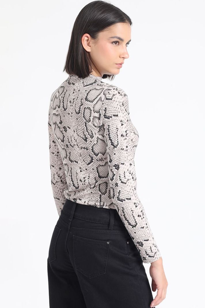 Polera Tipo Beatle, Estampado Animal, Gris Liola-5