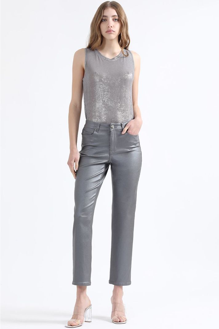 Pantalon Slim Tiro Medio, Metalizado, Gris Liola-0