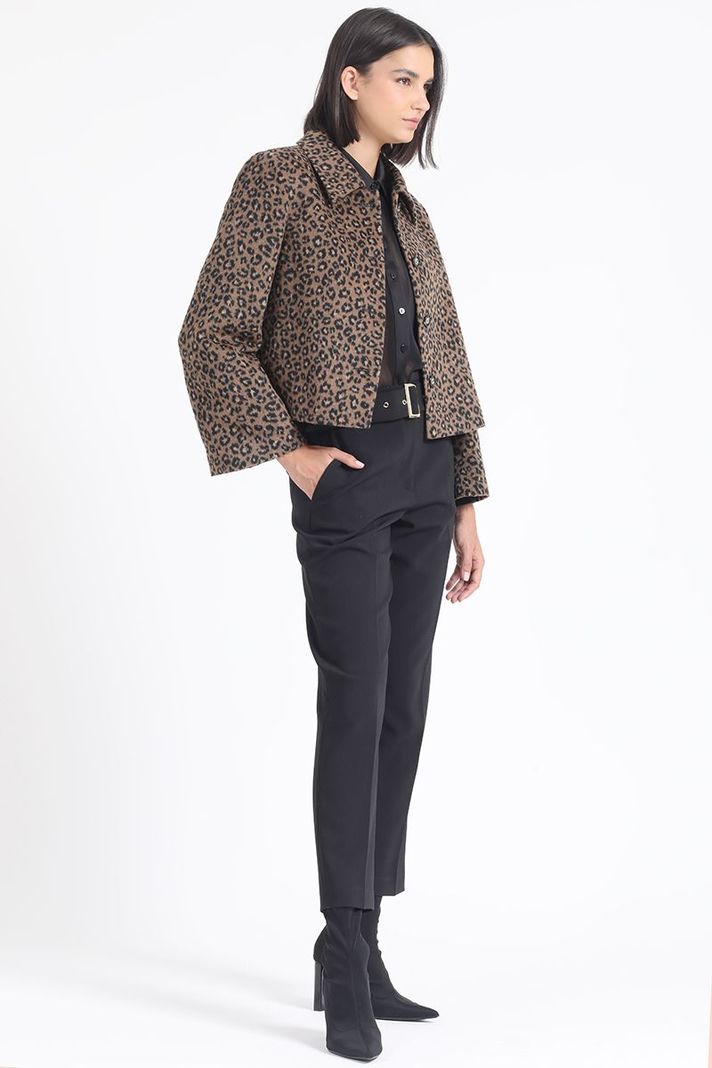 Chaqueta Semi Recta Fantasia Animal Print, Negro Liola-2