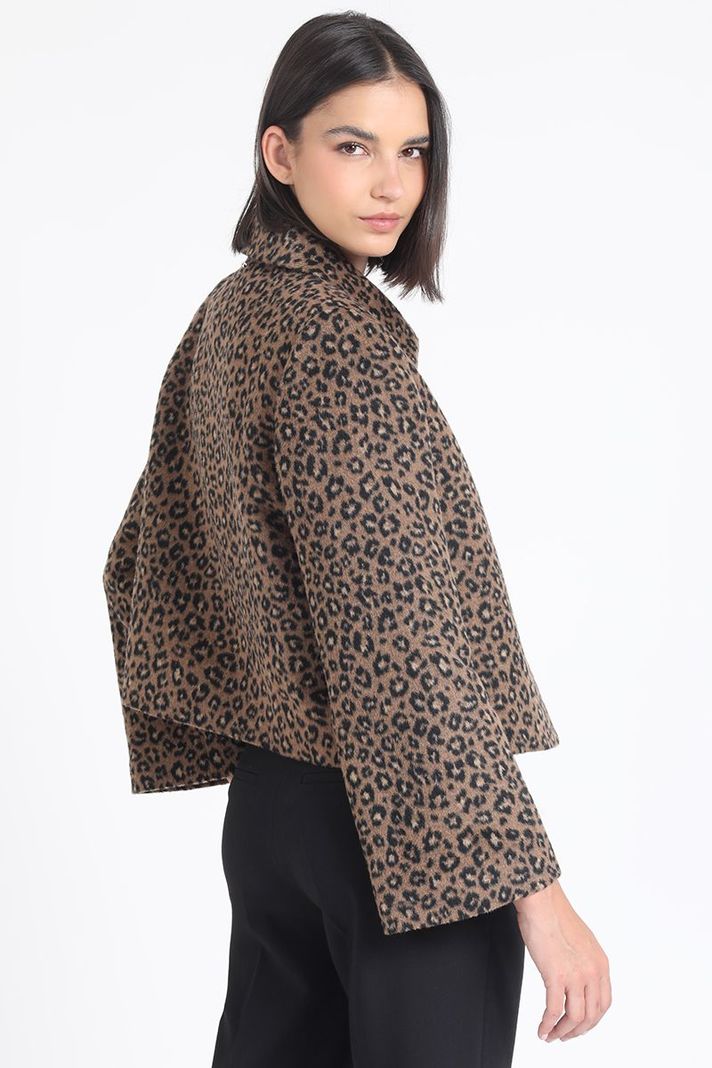 Chaqueta Semi Recta Fantasia Animal Print, Negro Liola-3