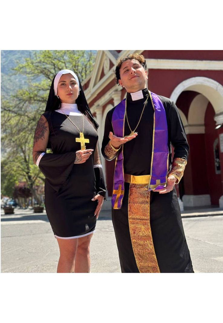Disfraz Cosplay Cura Monje Morado Religioso - M-4