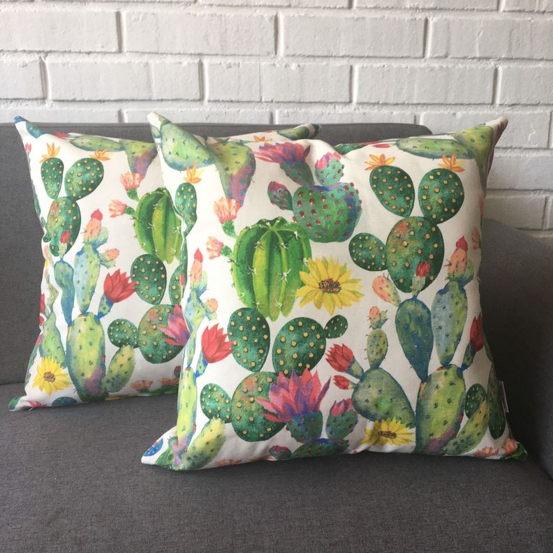 COJIN DECORATIVO DISEÑO CACTUS VERDE 60X60 RELLENO-2