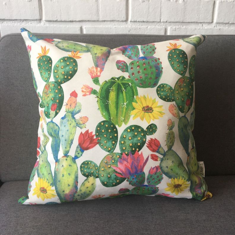 FUNDA COJIN DECORATIVO DISEÑO CACTUS VERDE 45X45-1