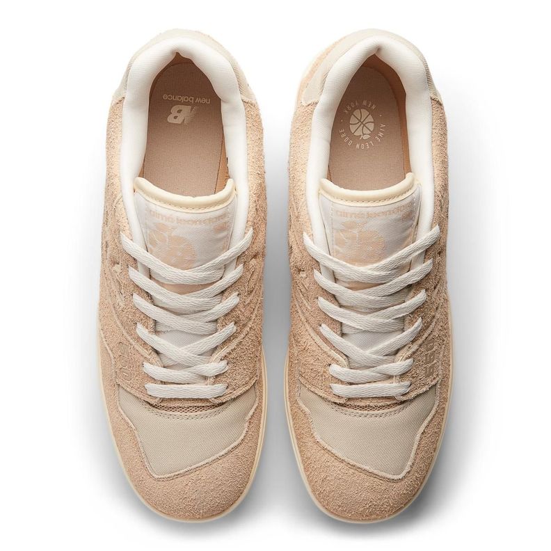 Zapatillas Urbanas Hombre New Balance 550 Beige-2