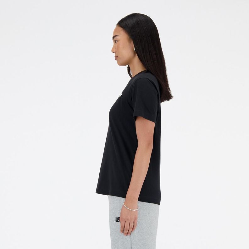 Polera Lifestyle Mujer New Balance Sport Essentials Negra-3