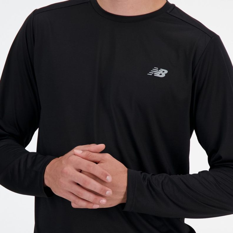 Polera Manga Larga Hombre New Balance Negro-3