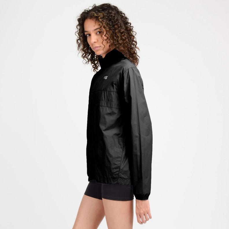 Cortaviento Running Mujer New Balance Negro-2
