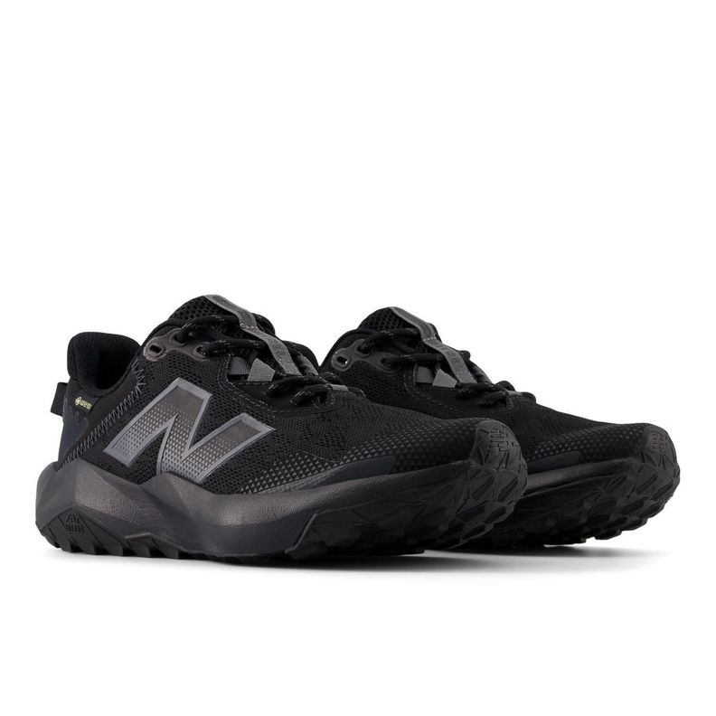 Zapatillas Trail Running Mujer NB Nitrel v6 Negra-3