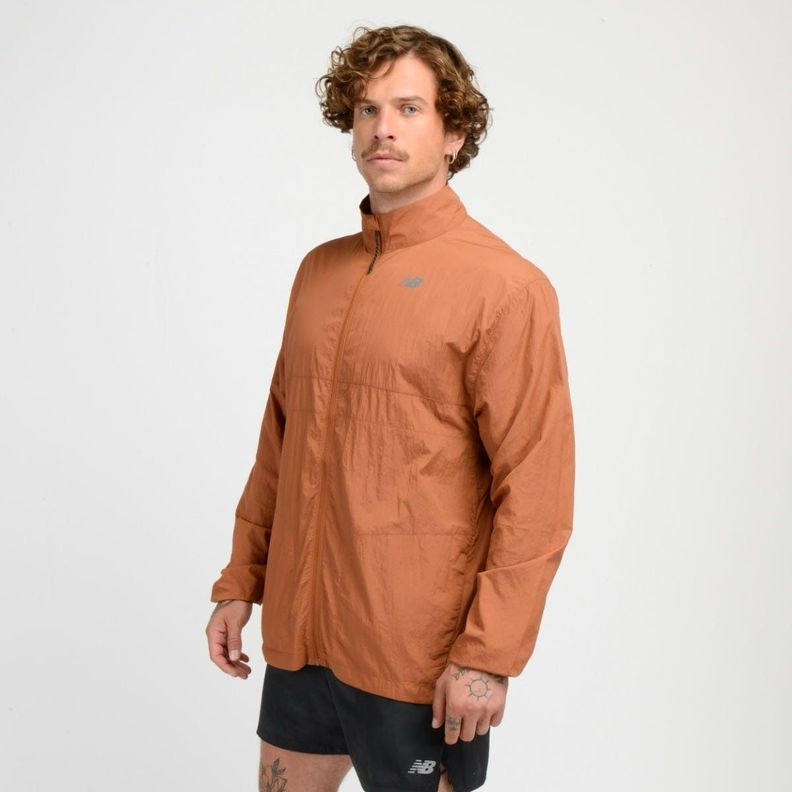 Cortaviento Running Hombre New Balance Café MJ41279WUT-2