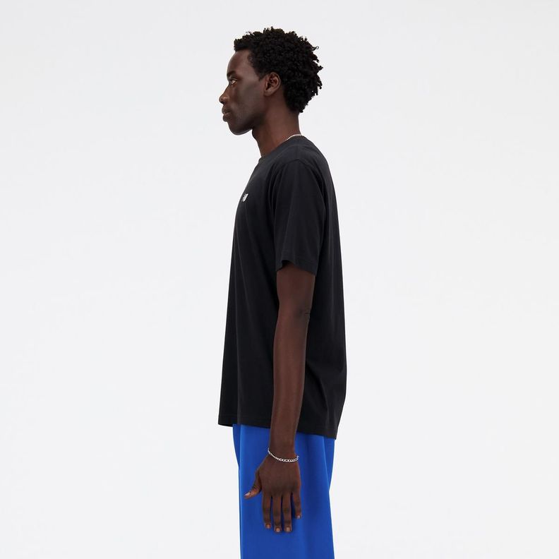 Polera Lifestyle Hombre New Balance Sport Essentials Negra-1