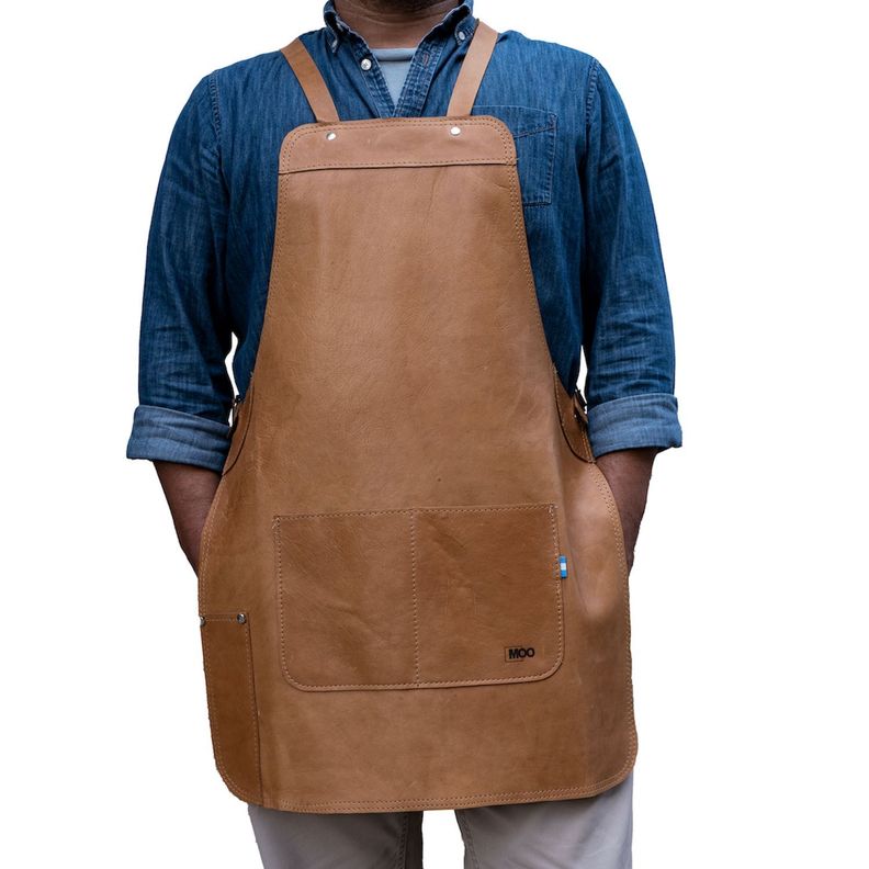 Pechera Cuero Natural  72x52 cm-0