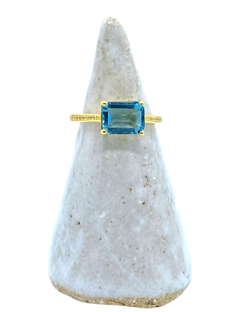 Anillo de Plata con Grueso Baño de Oro18k y Cristales Genuinos-3