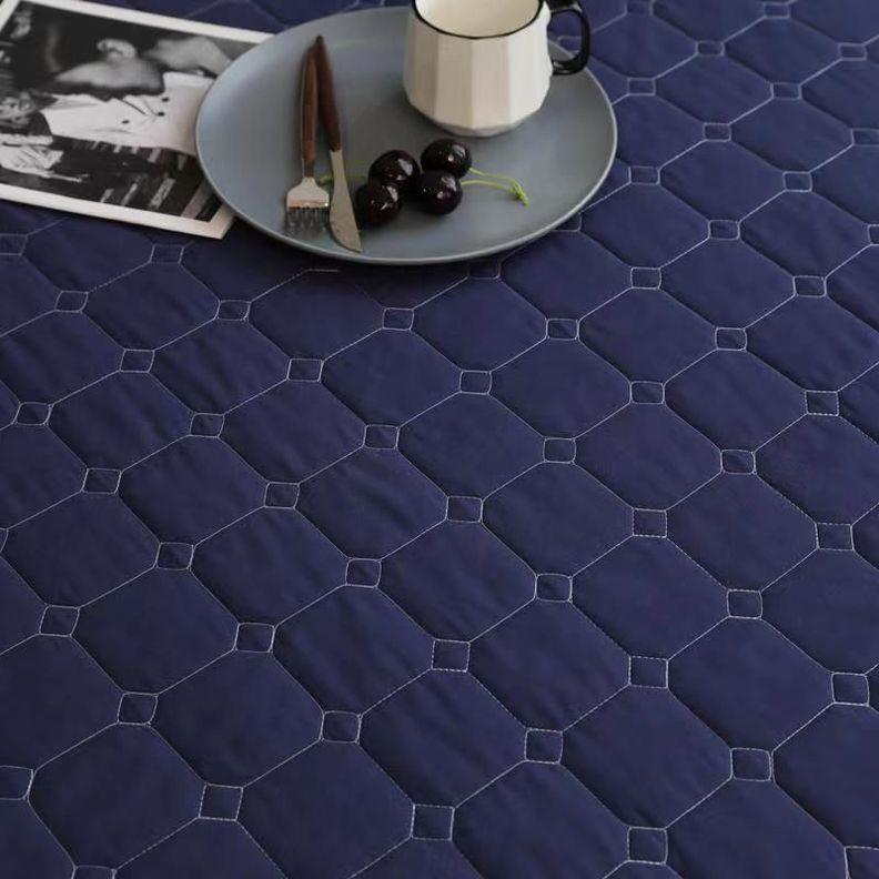 Cubrecama Quilt Azul Oscuro y Azul Claro Reversible 2 Plazas-1