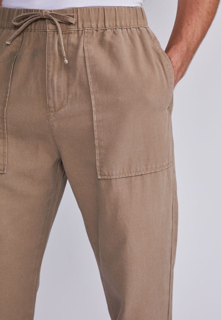 Pantalón Hombre Arena Gabardina Con Botón Sioux-1