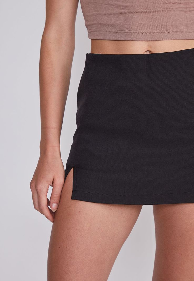 Faldas Mujer Short Negro Sioux-2