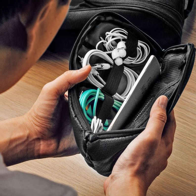 Bolso Organizador de Cables y Artículos Electrónicos-6