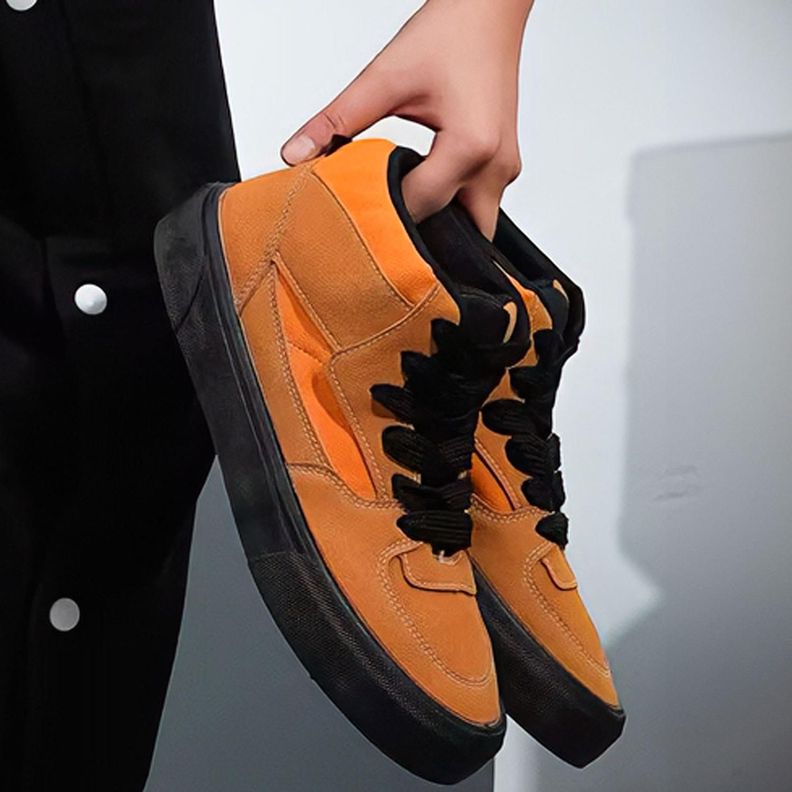 Zapatillas Hombre Modelo Skater Caña Alta Naranja 7644-3