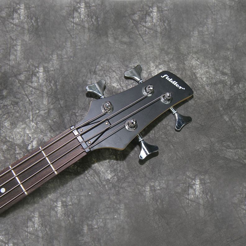 Bajo Eléctrico Fiddler Sunburst + Amplificador 20W-2