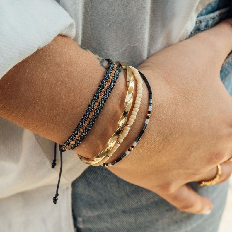 Pulsera Yanay con Mostacillas de Plata Bañadas en Oro-1