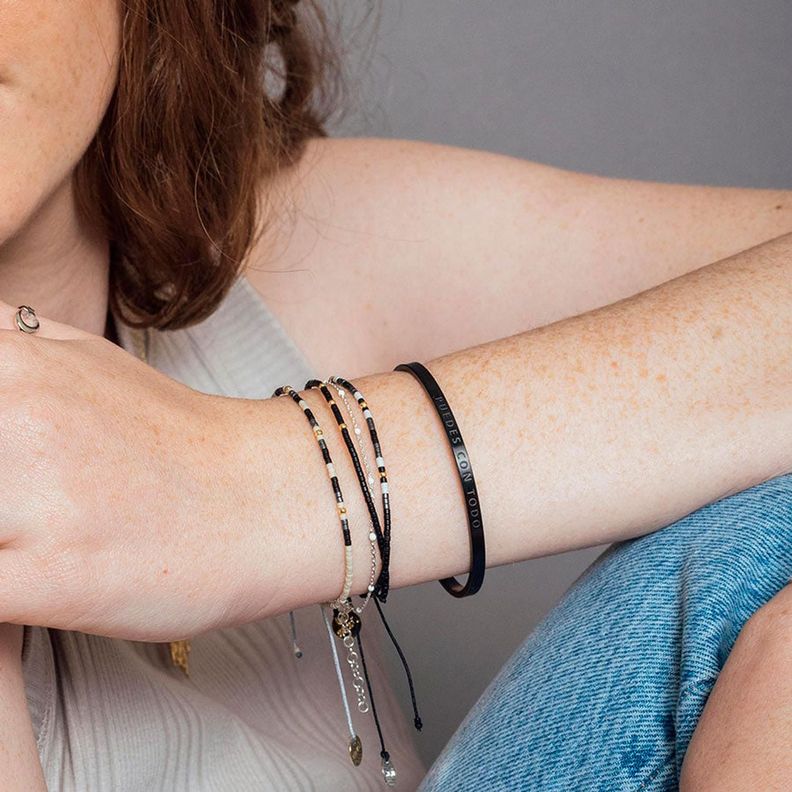 Pulsera Yanay con Mostacillas de Plata Bañadas en Oro-6