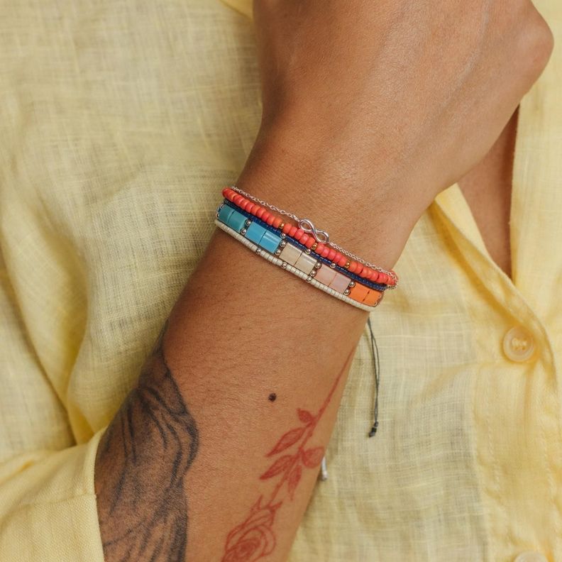 Pulsera Marfil con mostacillas de plata-1