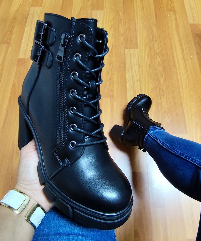 Botin Negro Mujer Taco Medio   M452-1