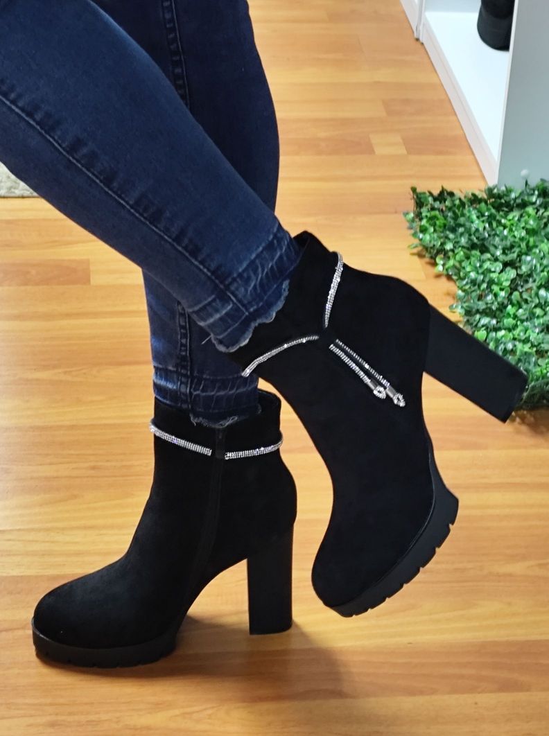 Botin Mujer en gamuza Taco alto M460-1