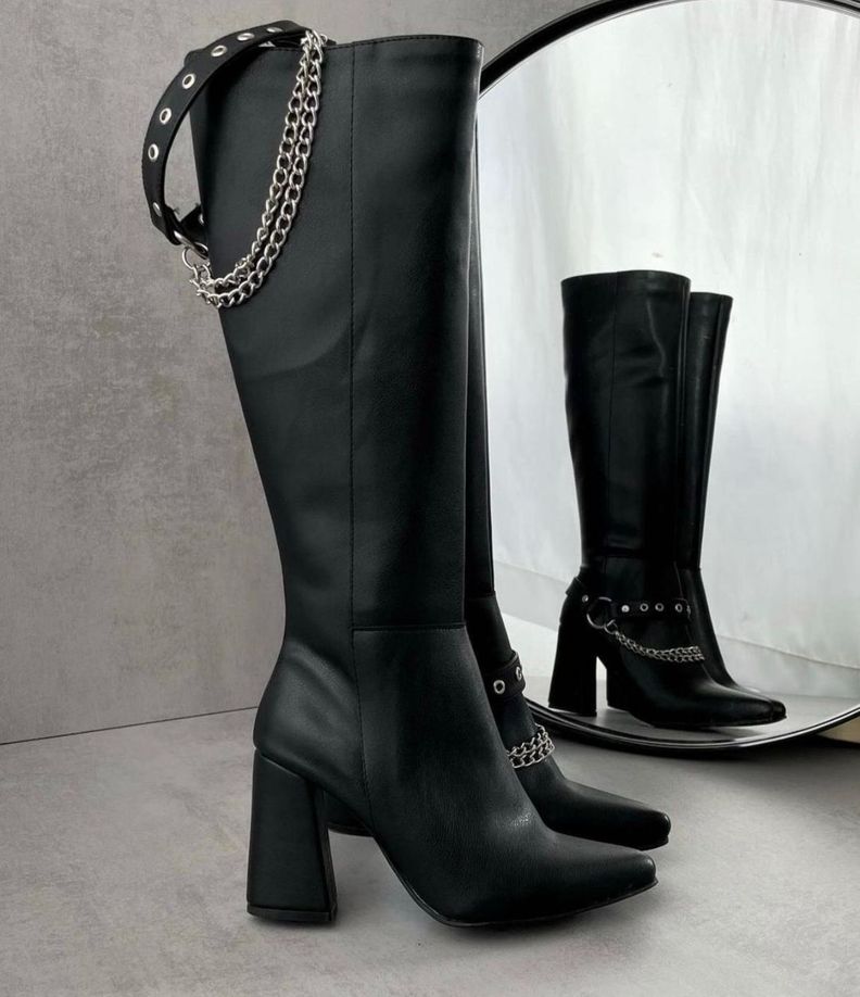 Elegante Bota Negra Para  Mujer Tres Formas De Usar M570