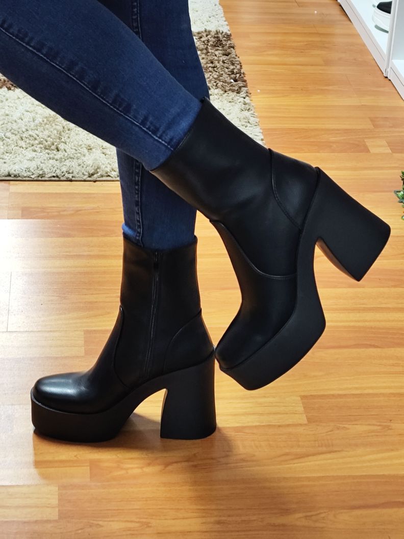 Botin Mujer Negro Taco Alto  M331-0