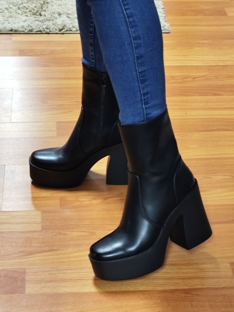 Botin Mujer Negro Taco Alto  M331-1