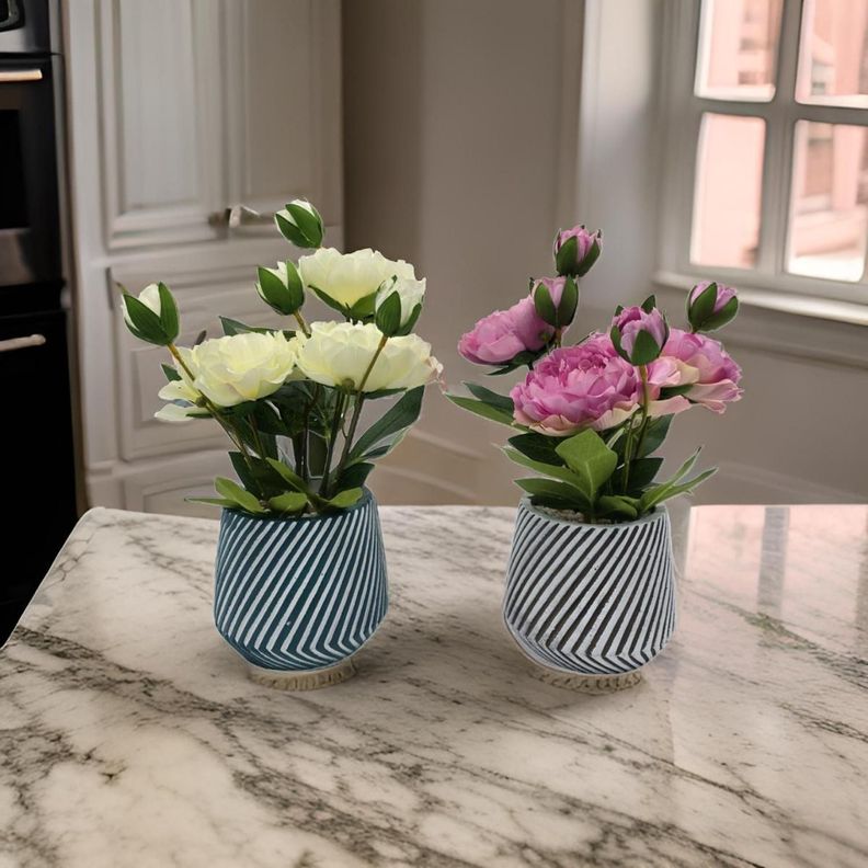 Planta Artificial Macetero a Rayas Con Rosas Decorativas-7