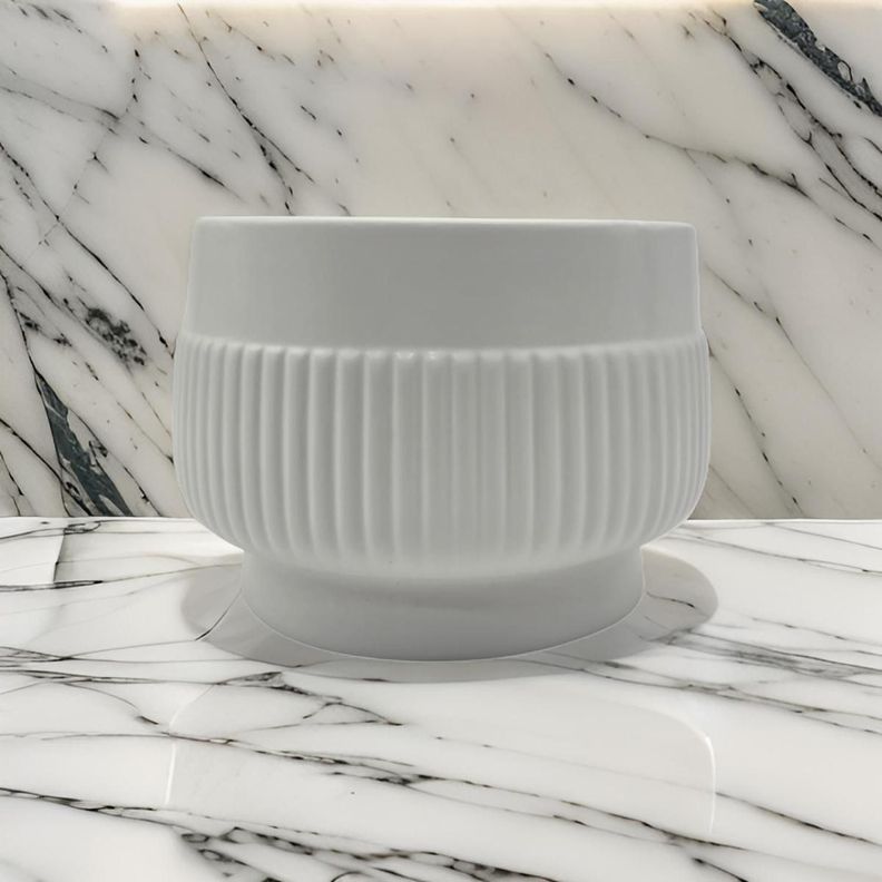 Macetero Maceta De Ceramica Lineas Relieve Blanco M-1