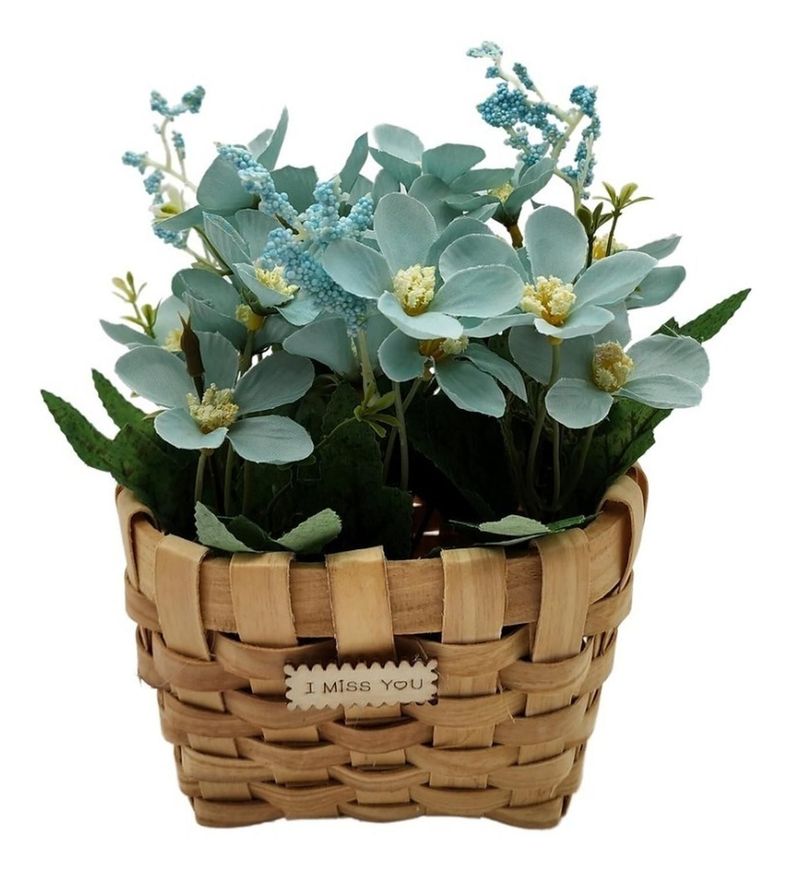 Planta Artificial Macetero Estilo Mimbre Flores Celestes-1